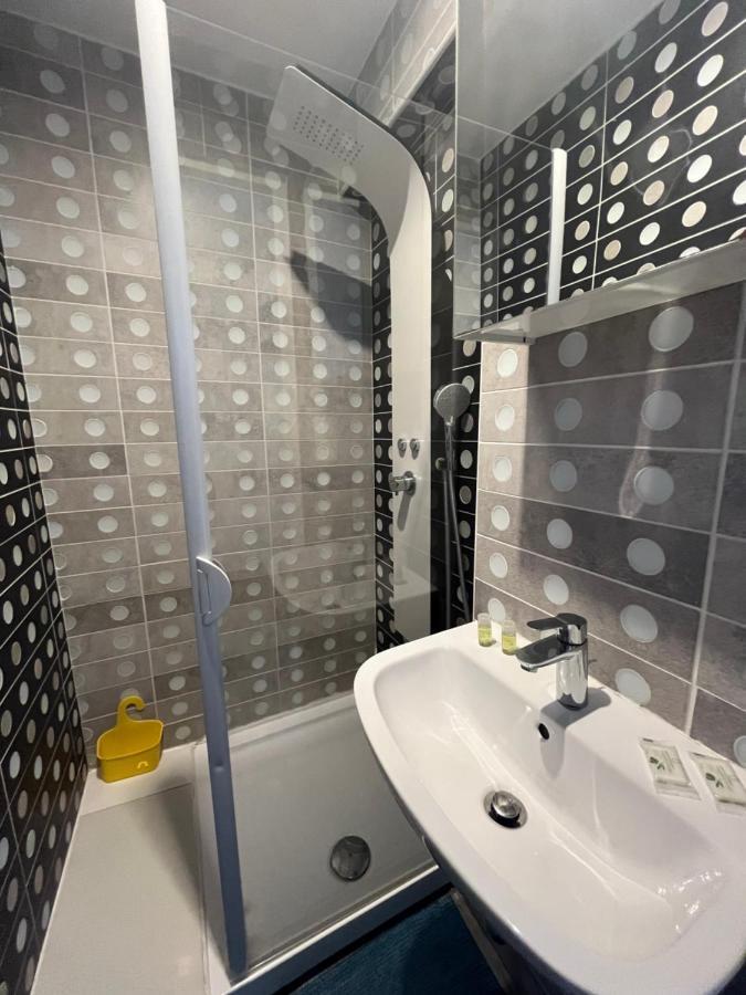 Appartement 4 Personnes, Aeroport Marseille Marignane Dış mekan fotoğraf